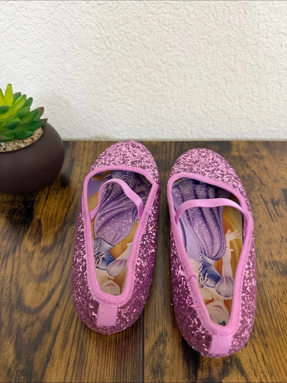 Disney H&M • Girls 13.5 Rapunzel Pink Glitter Mary Jane Princess Shoes